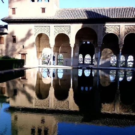 Nyaraló In The Caroline *